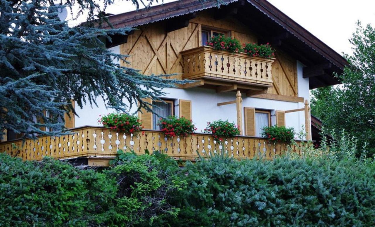 Gaestehaus Loedermann Garmisch-Partenkirchen Exterior foto